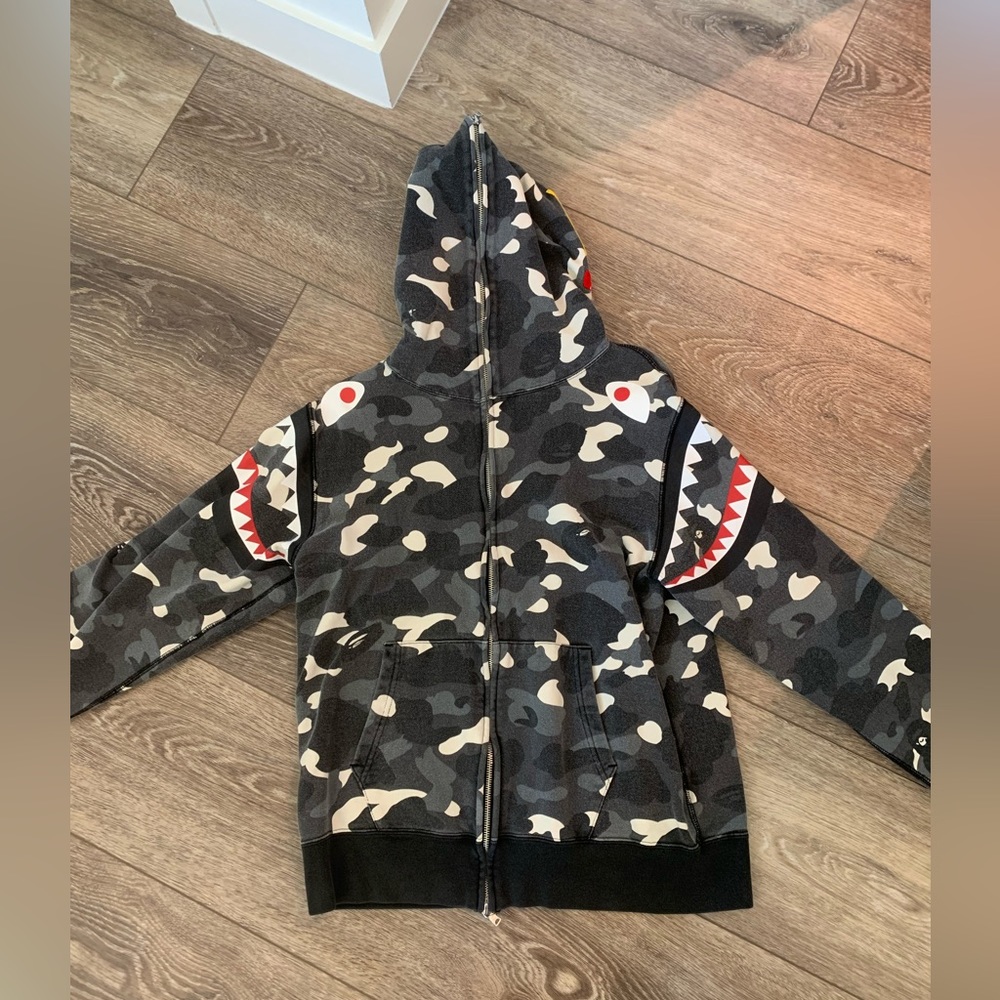 BAPE city camp glow in the dark, PONR Hood